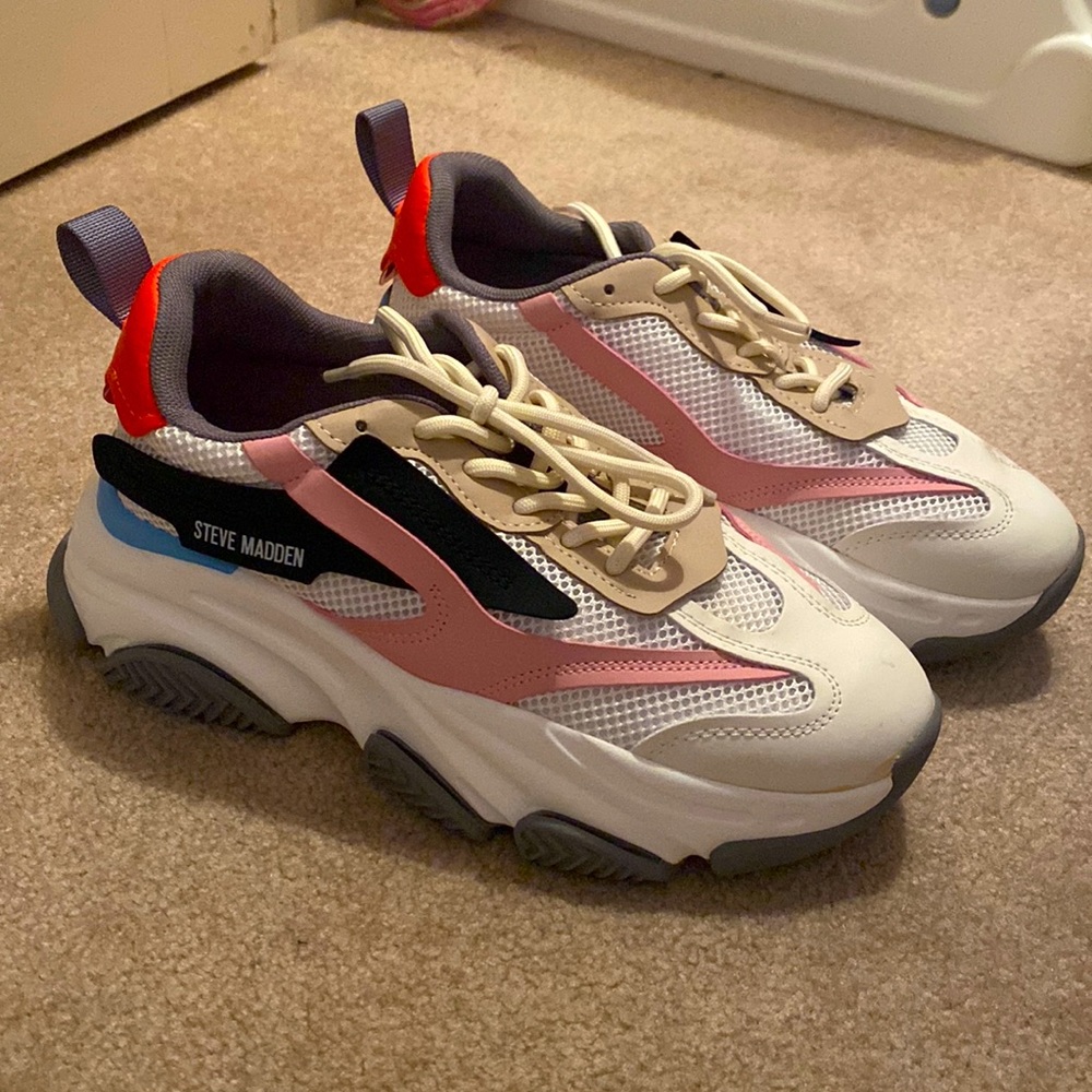 Steve Madden - Possession Sneakers
